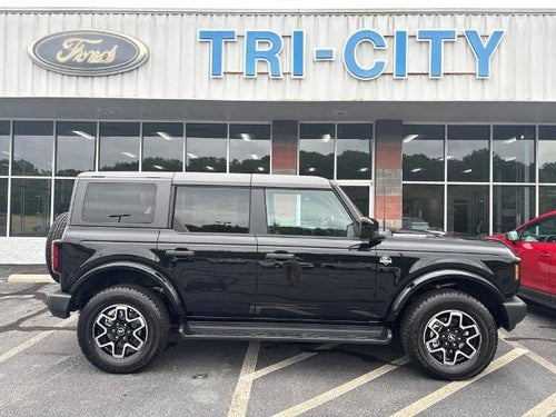 2026 Ford Bronco Outer Banks