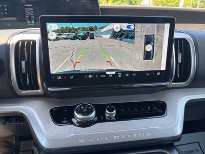 2025 Ford Expedition Active