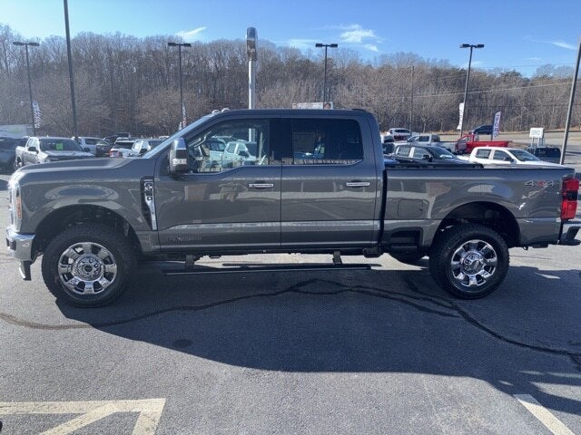 2026 Ford F-350SD F-350® Lariat®