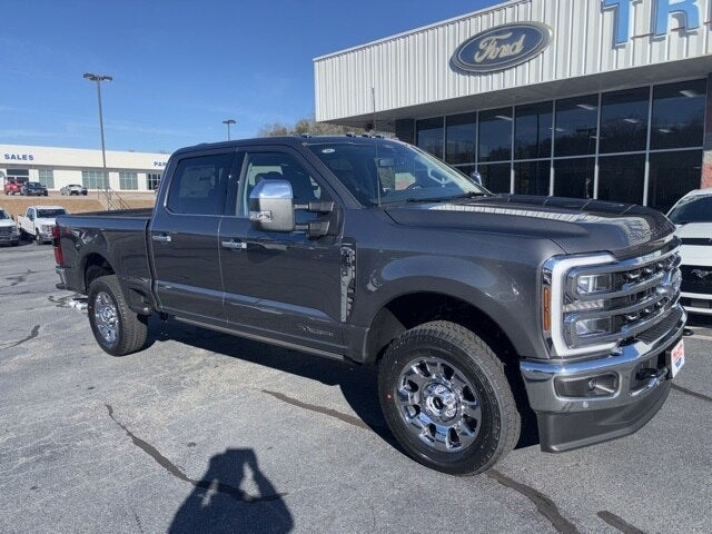 2026 Ford F-350SD F-350® Lariat®