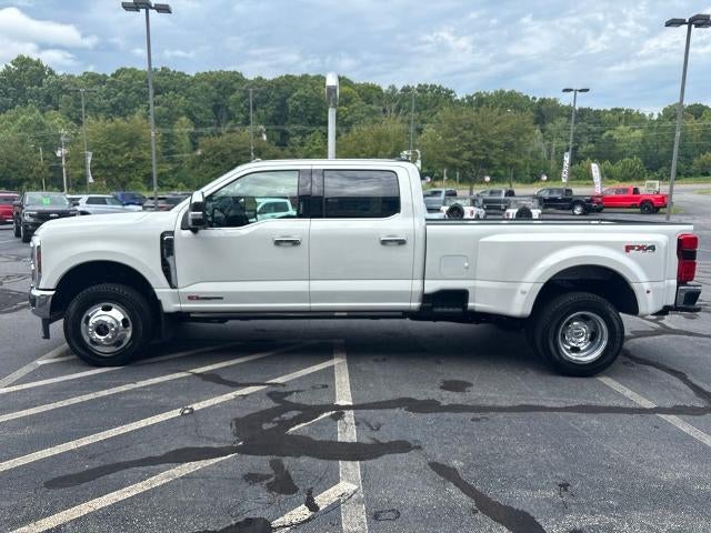 2026 Ford F-350SD Lariat DRW