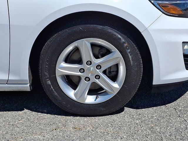 2024 Chevrolet Malibu LS 1FL