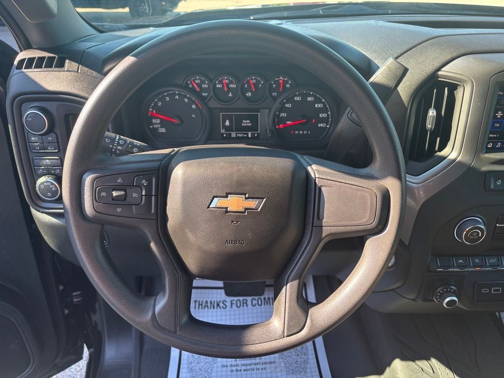 2025 Chevrolet Silverado 1500 Custom