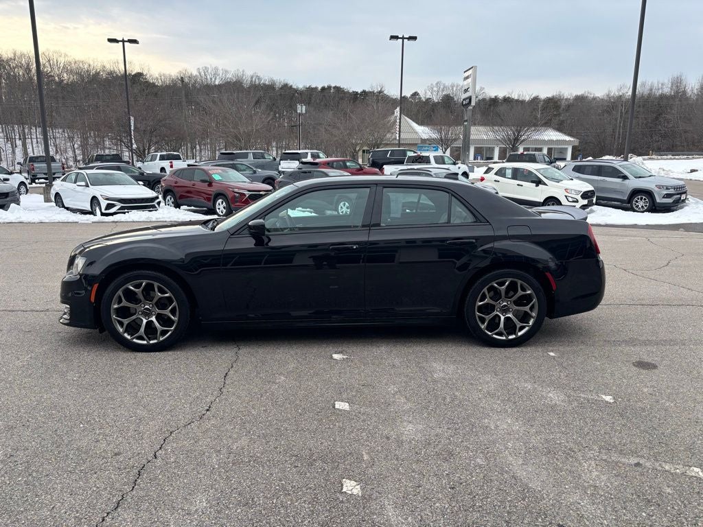 2018 Chrysler 300 S