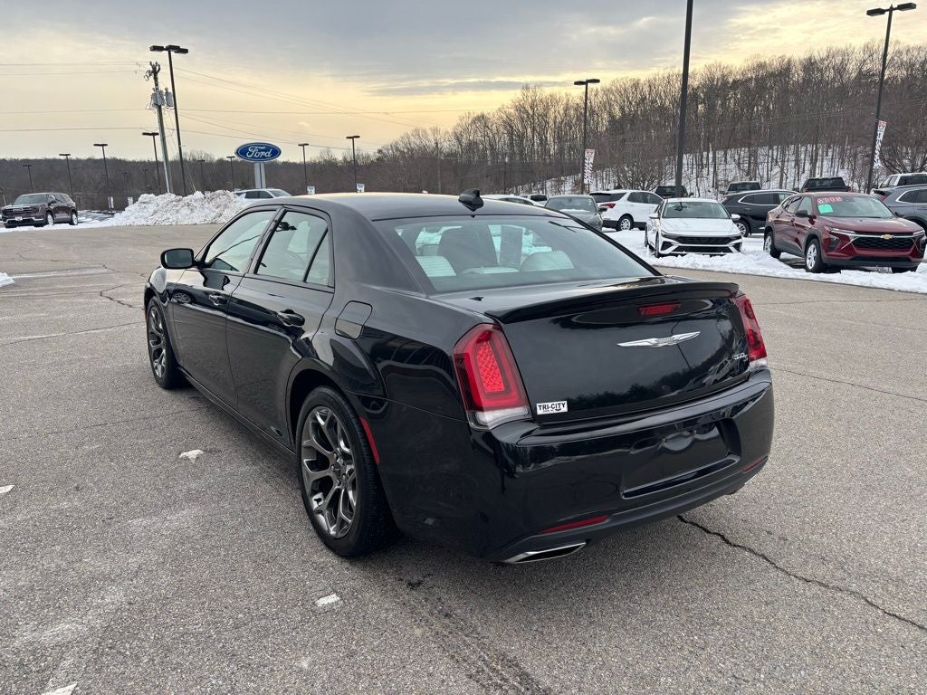 2018 Chrysler 300 S