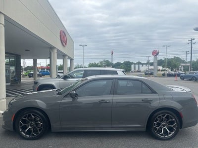 2017 Chrysler 300 S