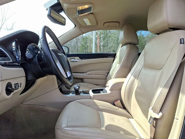 2012 Chrysler 300 Limited