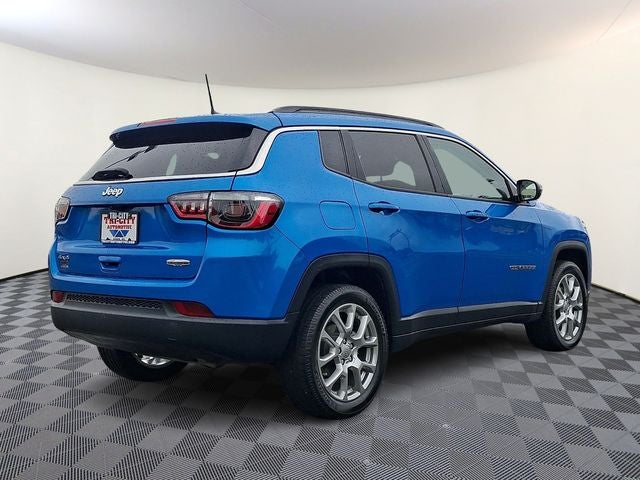 2022 Jeep Compass Latitude Lux