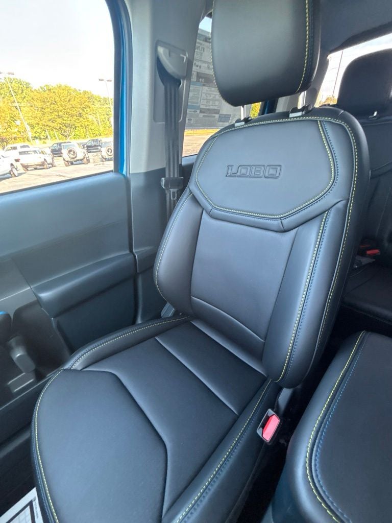 2026 Ford Maverick Lobo Standard