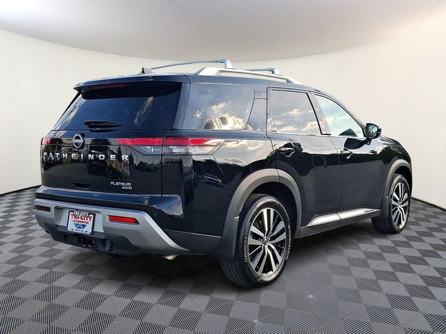 2025 Nissan Pathfinder Platinum