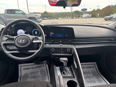 2024 Hyundai Elantra SEL