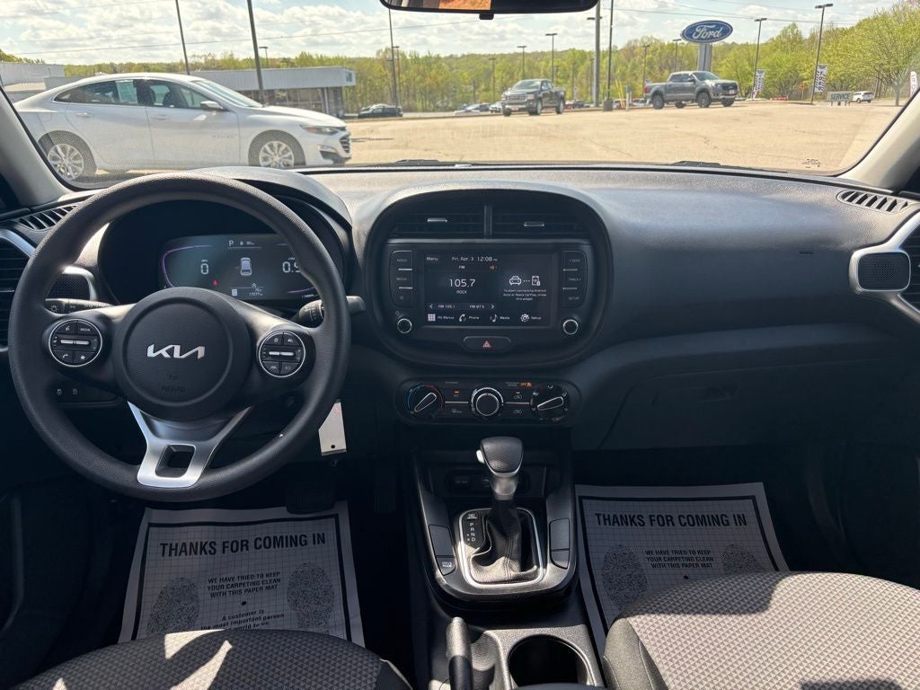 2024 Kia Soul LX