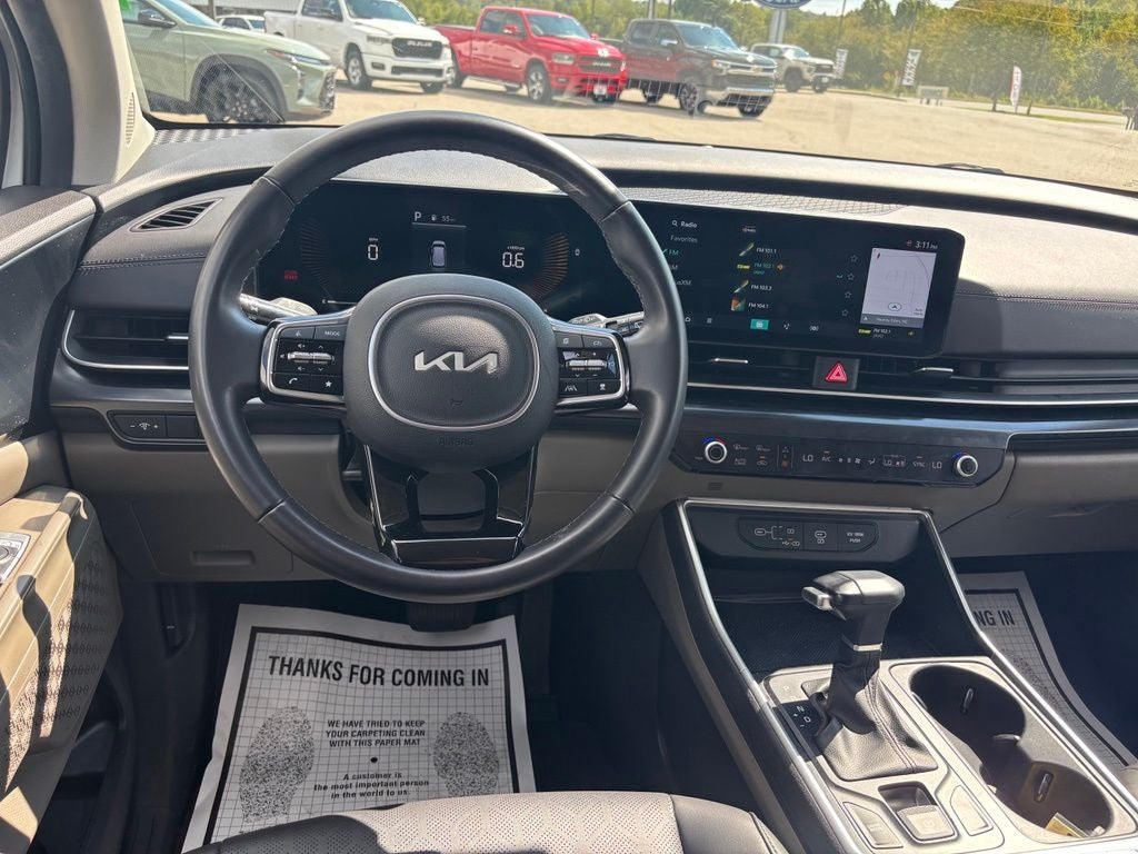 2025 Kia Carnival LXS