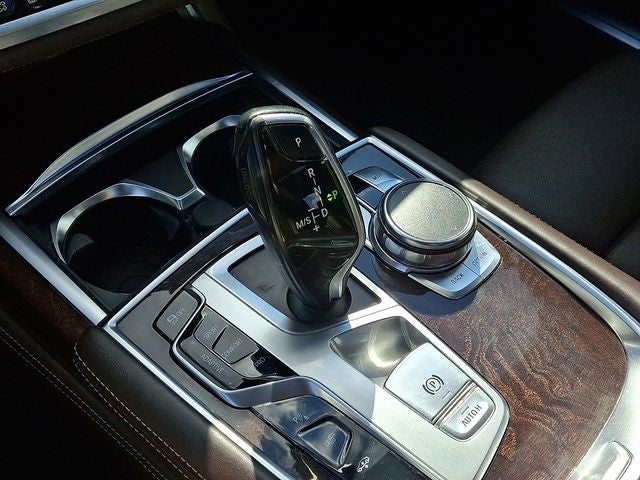 2016 BMW 7 Series 750i xDrive