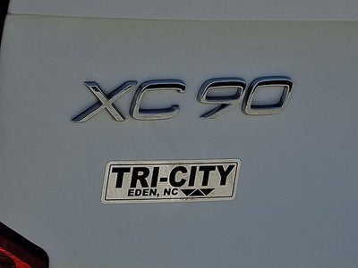 2020 Volvo XC90 T6 Momentum