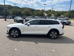 2025 Volvo V60 Cross Country B5 Plus